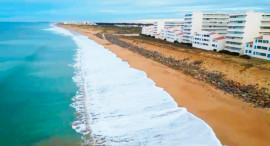 
                                                                                        Vente
                                                                                         T2 refait à neuf, Face au dunes, 2 mn de la plage