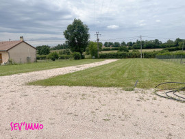 
                                                                                        Vente
                                                                                         TERRAIN 1777 m2