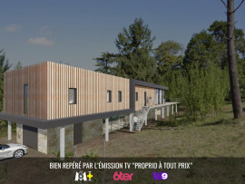 
                                                                                        Vente
                                                                                         Terrain constructible de 6 877 m²