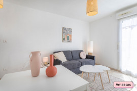 
                                                                                        Location
                                                                                         TOULON 83000 - Studio bien aménagé avec Balcon au cœur de Toulon