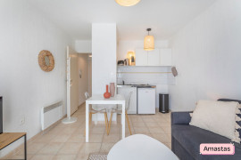 
                                                                                        Location
                                                                                         TOULON 83000 - Studio bien aménagé avec Balcon au cœur de Toulon