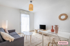 
                                                                                        Location
                                                                                         TOULON 83000 - Studio bien aménagé avec Balcon au cœur de Toulon