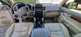 
                                                                                        Voiture
                                                                                         Toyota LAND CRUISER 3.0-173 D 4WD