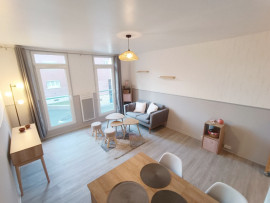 
                                                                                        Location
                                                                                         très beau T1 Bis avec chambre Amiens centre