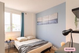 
                                                                                        Colocation
                                                                                         Une chambre disponible dans cette superbe colocation de 4 chambres meublée Lyon 9 - 569934C4