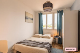 
                                                                                        Colocation
                                                                                         Une chambre disponible dans cette superbe colocation de 4 chambres meublée Lyon 9 - 569934C4