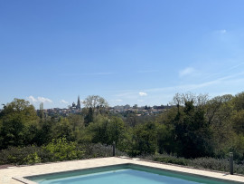 
                                                                                        Vente
                                                                                         Une villa contemporaine avec vue panoramique dans un parc extraordinaire
