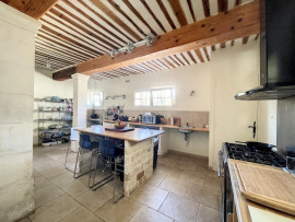 
                                                                                        Vente
                                                                                         Uniquement Chez nous ! Saint Saturnin- les-Avignon