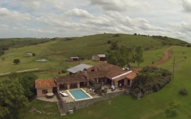 
                                                                                        Vente
                                                                                         URUGUAY - LODGE CHASSE 1500 HA