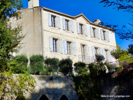 
                                                                                        Vente
                                                                                         VAR  PROPRIETE CHATEAU VITICOLE 70 HECTARES