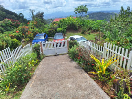 
                                                                                        Vente
                                                                                         Villa à étage de 216m² habitable sur terrain de 5899m² situé sur la commune du VAUCLIN