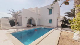 
                                                                                        Vente
                                                                                         VILLA AVEC PISCINE - TITRÉE À DJERBA MIDOUN ZU