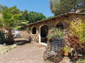 
                                                                                        Vente
                                                                                         VILLA D'EXCEPTION - PRUNELLI DI FIUMORBO