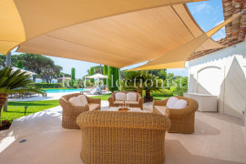 
                                                                                        Location de vacances
                                                                                         Villa Florence