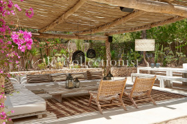 
                                                                                        Location de vacances
                                                                                         Villa Lilou