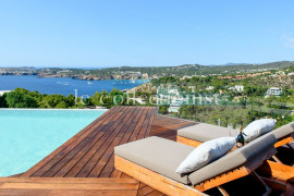 
                                                                                        Location de vacances
                                                                                         Villa Lux