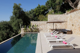 
                                                                                        Location de vacances
                                                                                         Villa Mavro