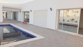 
                                                                                        Vente
                                                                                         VILLA NEUVE À HOUMT SOUK DJERBA - RÉF V680