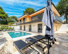 
                                                                                        Location de vacances
                                                                                         Villa Rosie