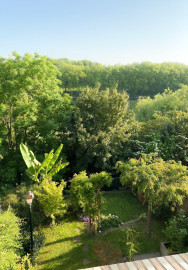 
                                                                                        Vente
                                                                                         vue parc et Seine calme, sans travaux, terrasse