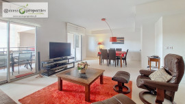 
                                                                                        Vente
                                                                                         ANTIBES CENTRE : appartement de 105m² - garage