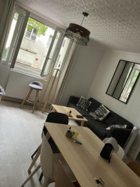 
                                                                                        Colocation
                                                                                         1 CHAMBRE DANS COLOCATION DE 3 PERSONNES LOUISE MICHEL