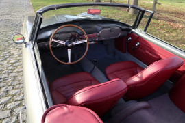 
                                                                                        Voiture
                                                                                         1961 Lancia Flaminia GT 2.5 1C Touring Convertible