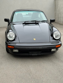 
                                                                                        Voiture
                                                                                         1984 Porsche 911 Carrera 3.2