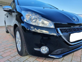 
                                                                                        Voiture
                                                                                         2015 Peugeot 208 Automatique - ETAT IMPECCABLE