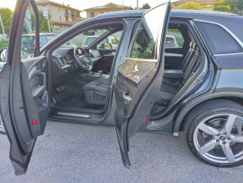 
                                                                                        Voiture
                                                                                         2020 Audi Q5 40 TDI quattro sport