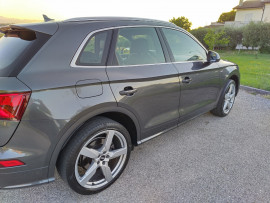 
                                                                                        Voiture
                                                                                         2020 Audi Q5 40 TDI quattro sport