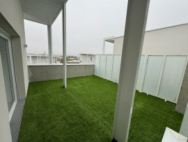 
                                                                                        Vente
                                                                                         3 pièces dans immeuble récent avec terrasse