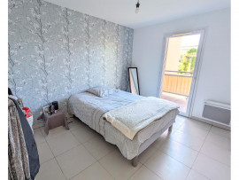 
                                                                                        Vente
                                                                                         3 pièces en DERNIER ETAGE VUE MER a Nice ouest FABRON a vendre