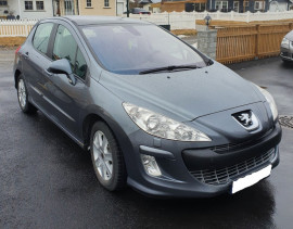 
                                                                                        Voiture
                                                                                         308 d'année 2009 Diesel 123.084 kms ---- Occasion