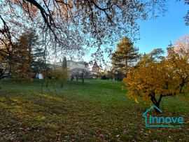 
                                                                                        Vente
                                                                                         Ancien domaine viticole du 18ème siècle proche Toulouse