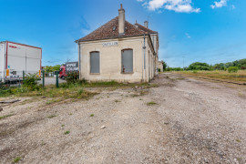 
                                                                                        Vente
                                                                                         Ancienne gare + habitation Châtillon s/ Seine