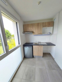 
                                                                                        Location
                                                                                         appartement 2 pièces 41 m²