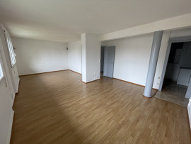 
                                                                                        Location
                                                                                         Appartement 2 pièces avec une belle pièce de vie