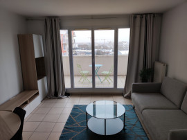 
                                                                                        Location
                                                                                         Appartement 2 pièces en duplex Courbevoie - proche Défense (loyer tout inclus)