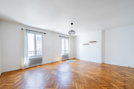 
                                                                                        Vente
                                                                                         Appartement 2 pièces lumineux et proche metro