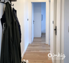 
                                                                                        Vente
                                                                                         Appartement 2 pièces rénové, avec parking