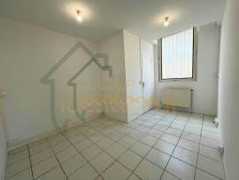 
                                                                                        Location
                                                                                         Appartement 2 pièces ST-QUENTIN