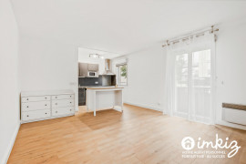 
                                                                                        Vente
                                                                                         Appartement 2 pièces, vient d être refait à neuf