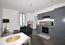 
                                                                                        Location
                                                                                         appartement 29,85 m² - 2 pièces - 1 chambre