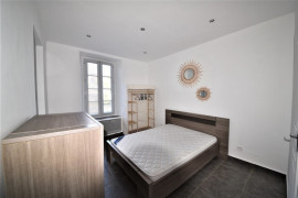 
                                                                                        Location
                                                                                         appartement 29,85 m² - 2 pièces - 1 chambre