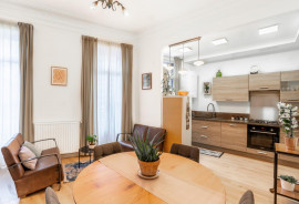 
                                                                                        Vente
                                                                                         Appartement 3/4 pièces ancien rénové