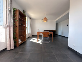 
                                                                                        Vente
                                                                                         Appartement 3 pièces 65m²