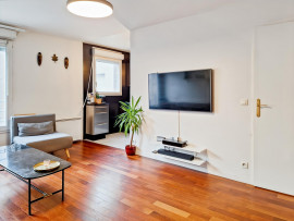 
                                                                                        Vente
                                                                                         Appartement 3 pièces à 2 min du métro ligne 14