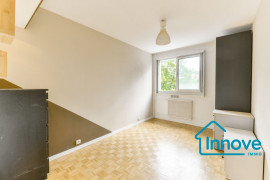 
                                                                                        Vente
                                                                                         Appartement 3 pièces à Sèvres (proche de la fôret de meudon)