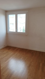 
                                                                                        Vente
                                                                                         Appartement 4 pièces